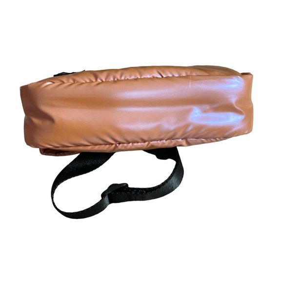 Free People Movement Iridescent Bum Bag NWOT - Picture 6 of 8